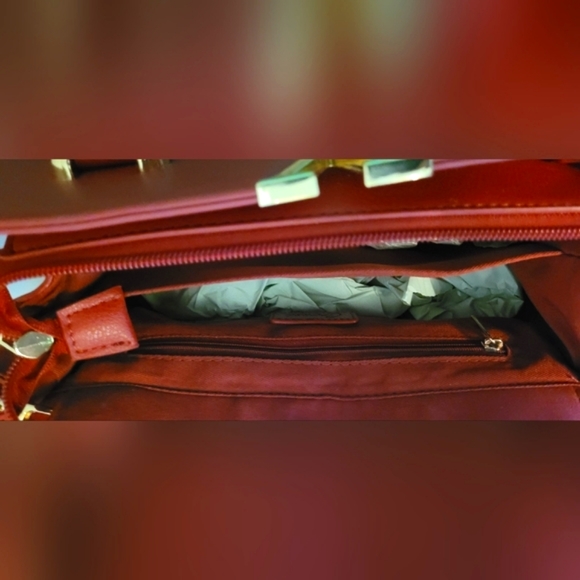 Crossi New York Bag - Picture 7 of 9